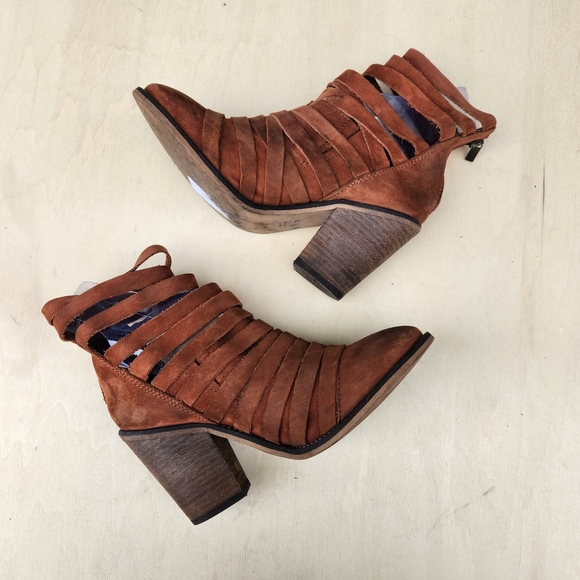 Free People Hybrid Strappy Cognac Leather Heeled Ankle Boot -Size EU 38 / US 7.5 - Picture 4 of 11